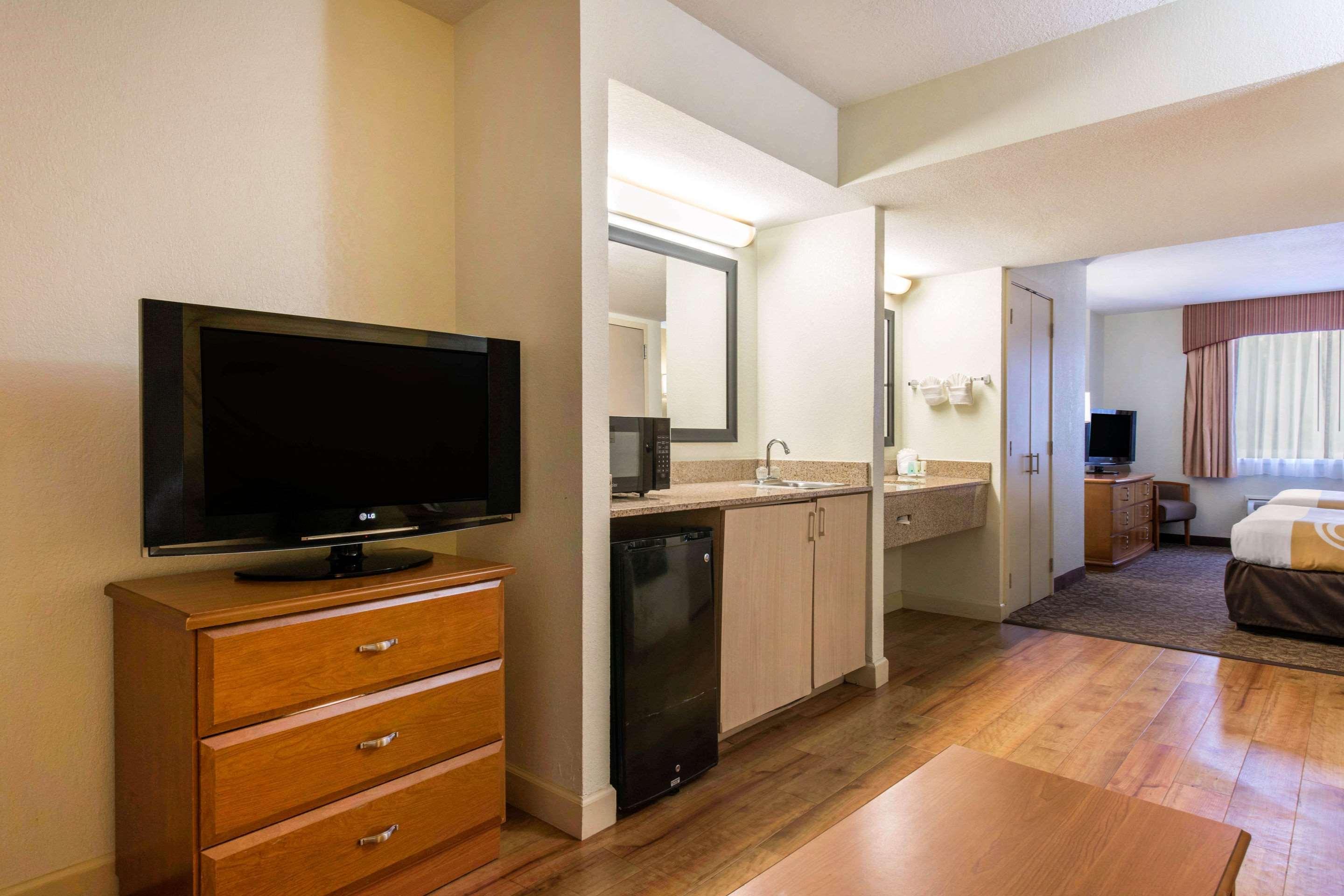 Quality Inn & Suites Near The Theme Parks Ορλάντο Εξωτερικό φωτογραφία
