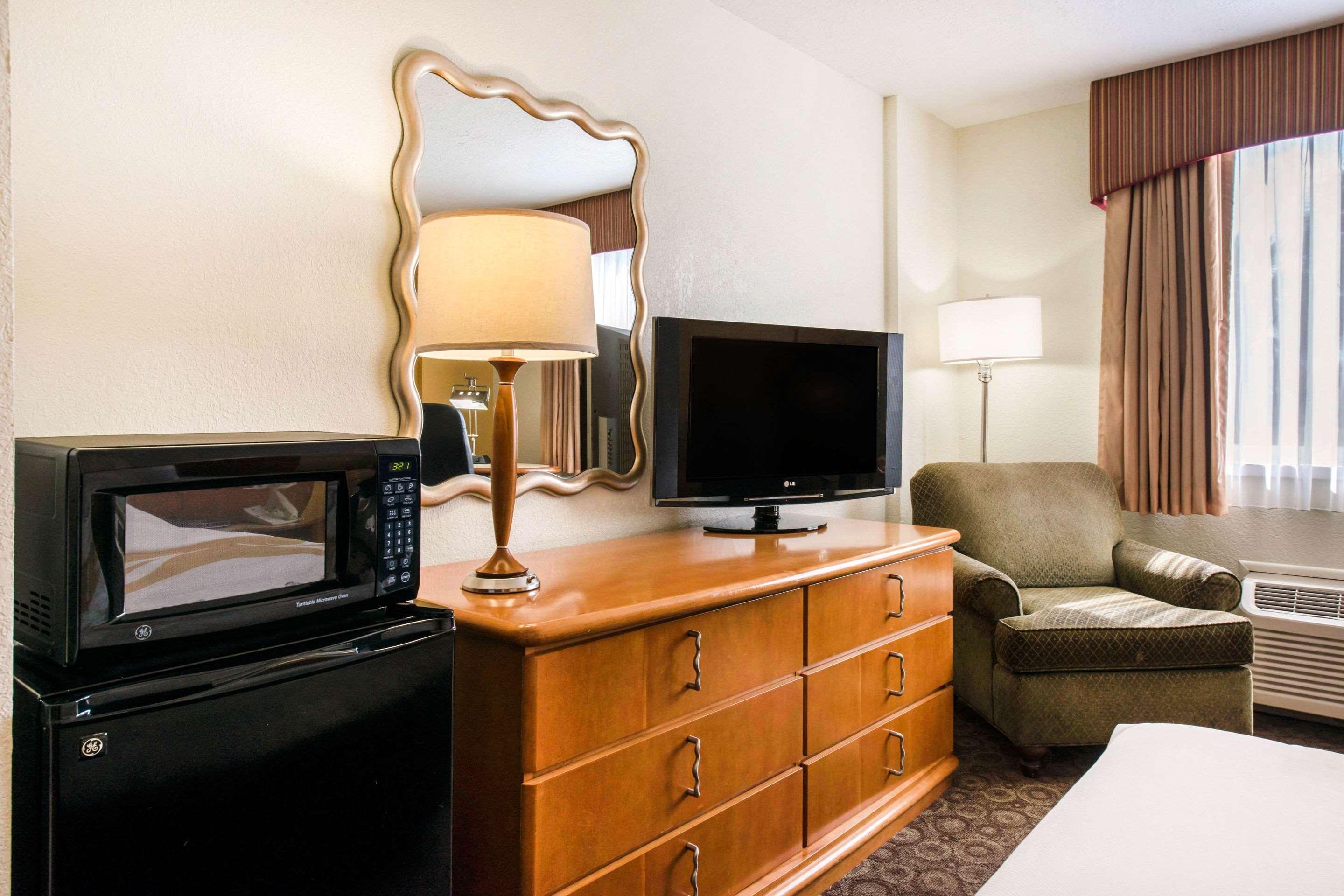 Quality Inn & Suites Near The Theme Parks Ορλάντο Εξωτερικό φωτογραφία