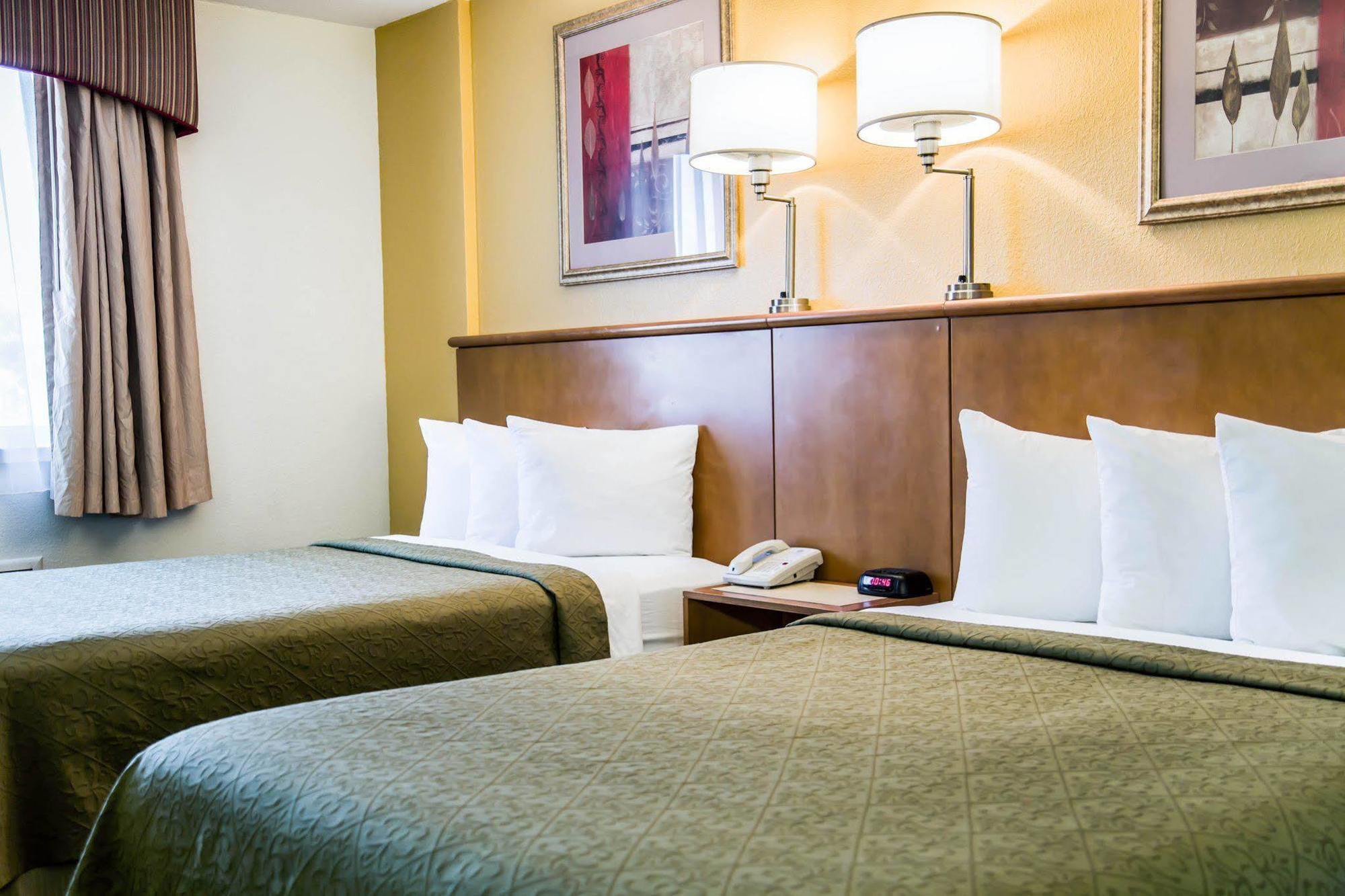 Quality Inn & Suites Near The Theme Parks Ορλάντο Εξωτερικό φωτογραφία